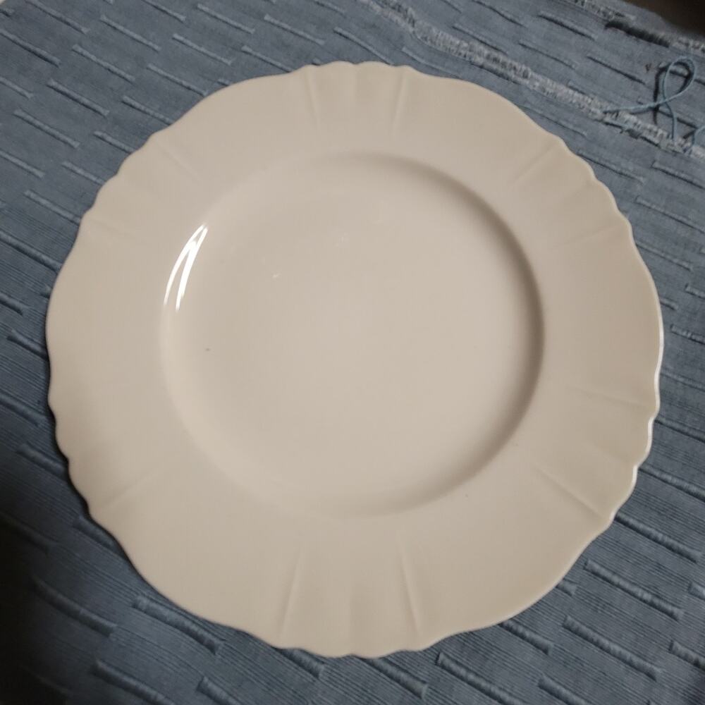 MacBeth-Evans Depression Glass Salad Plate 4 Cream Fine Porcelain Scalloped edge